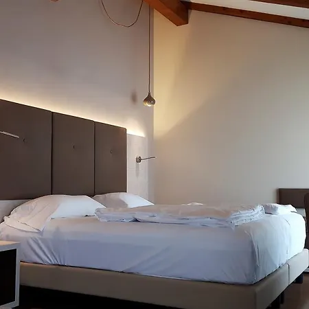 Galvani 4* Torri Del Benaco
